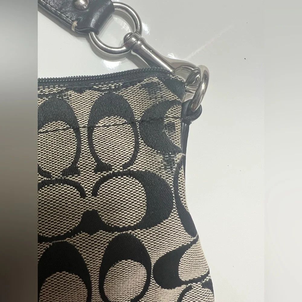Coach crossbody small purse - Picture 6 of 8